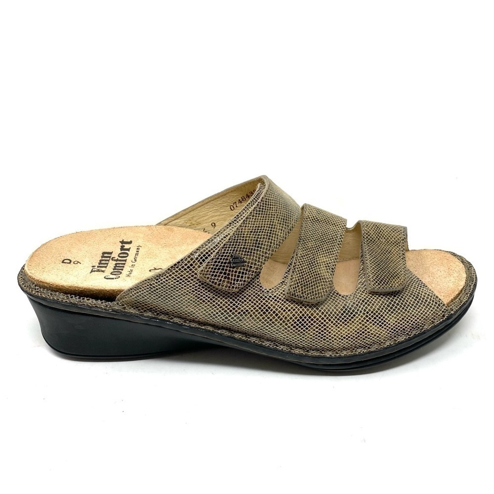 Finn Comfort Beige/Tan Leather Slide Sandals